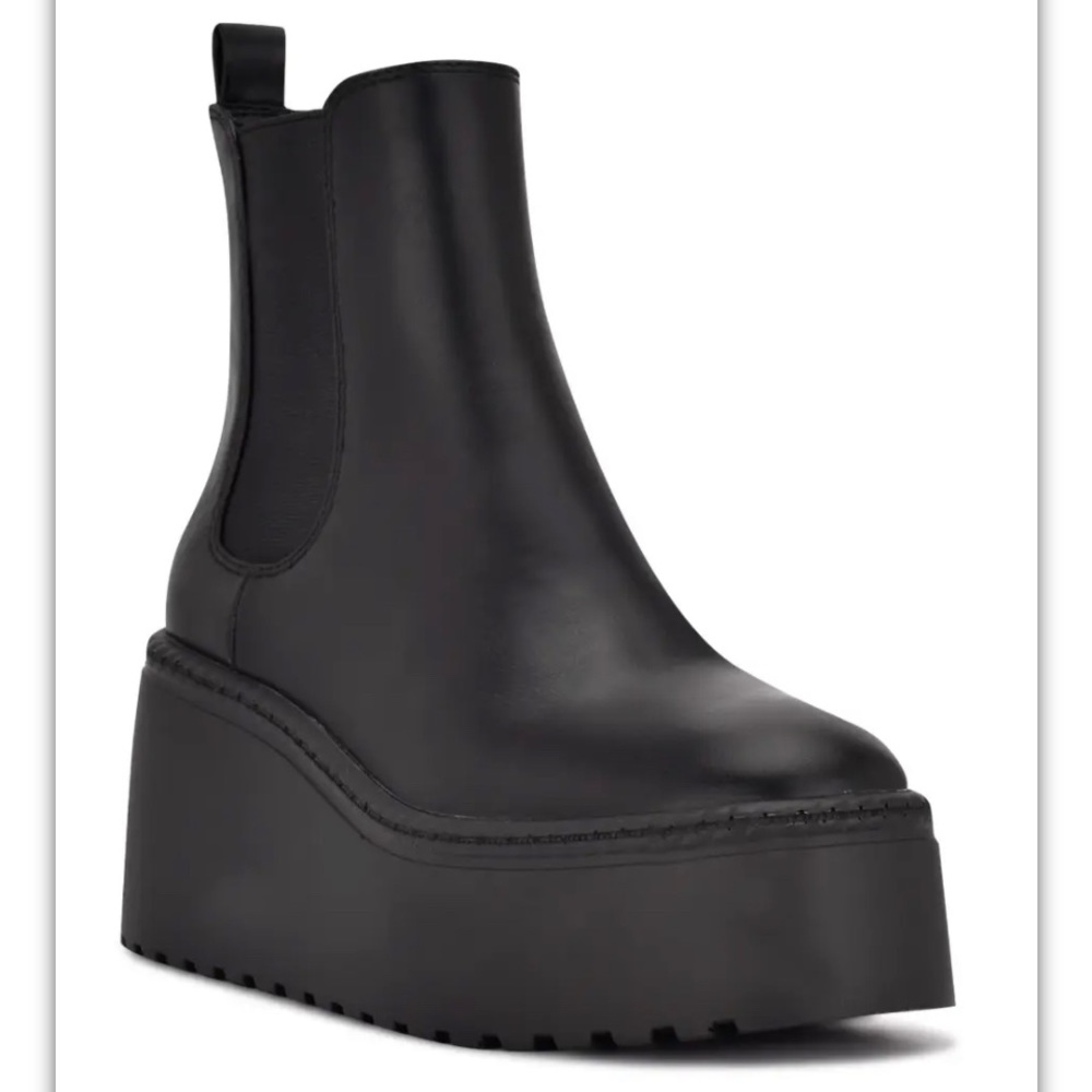 Nine West Henrita3 Black Chelsea Platform Ankle Boots